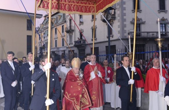 Corpus Domini, «portiamo nel mondo la gioia del Signore»