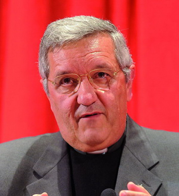 A Lecco la prima visita del cardinale Angelo Scola nelle Zone pastorali della Diocesi. Alle ore 21 si è incontrato con gli operatori pastorali delle parrocchie e delle comunità pastorali, dialogando con loro presso il ?Cenacolo Francescano? dei Cappuccini. Mons. Bruno Molinari La visita del cardinale Scola nella III Zona pastorale