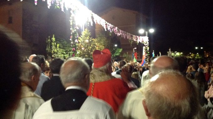 Scola: «Deponiamo ai piedi di Maria <br>gli affanni nostri e del mondo intero»