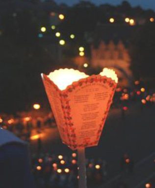 Fiaccolata mariana a Busto Arsizio