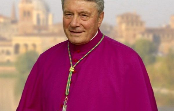 Monsignor Roberto Busti