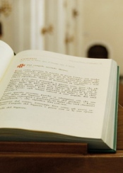 La proclamazione del testo