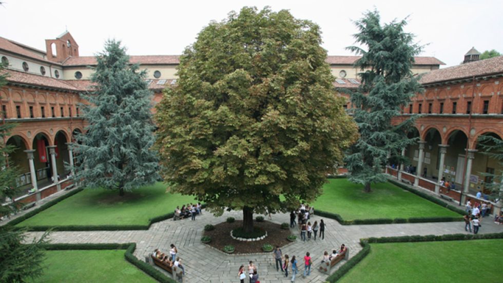Chiostro Università Cattolica Il chiostro dell'Università Cattolica