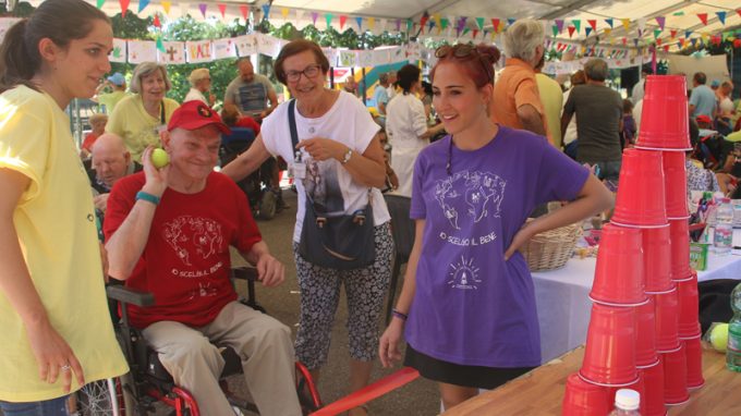 Cesano Boscone, da oltre 30 anni «i giorni del fuoco» alla Sacra Famiglia