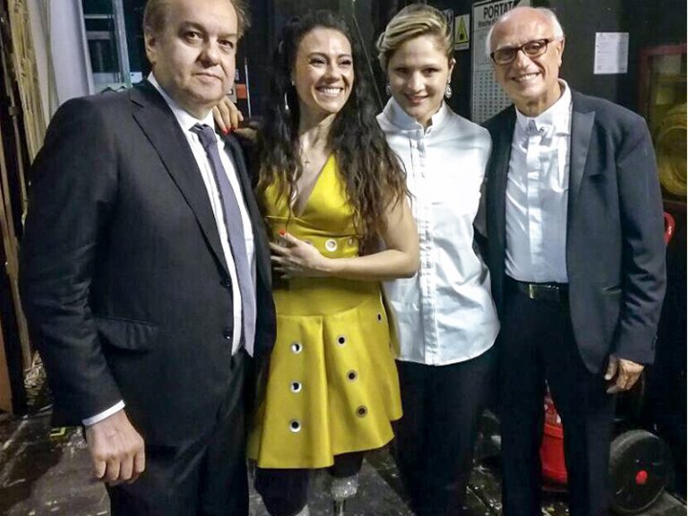 Nella foto da sinistra Vittore De Carli (Presidente Unitalsi Lombarda), Giusy Versace, Elisa Duvia e Alfredo Versace

