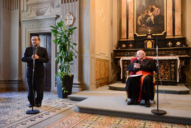 Monsignor Mario Delpini e il cardinale Angelo Scola