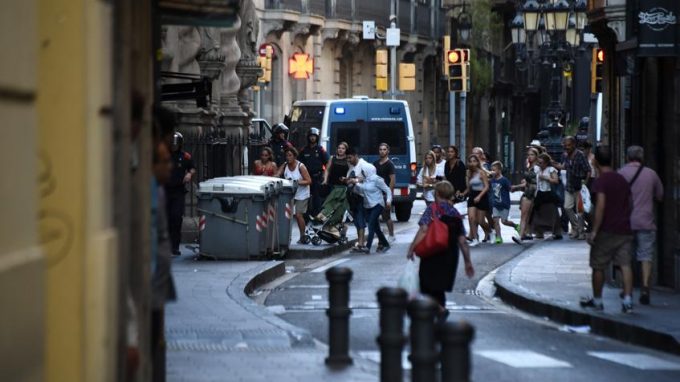 Barcellona, il cordoglio di Scola: «Sconfiggeremo il terrorismo se la nostra risposta partirà dalle radici vitali dell’educazione»