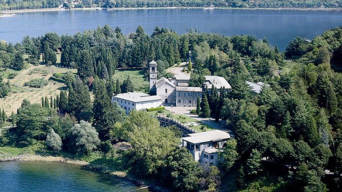 Su Telenova le bellezze del Lario