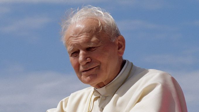 I Vescovi italiani uniti al Papa nel ricordo grato di Giovanni Paolo II