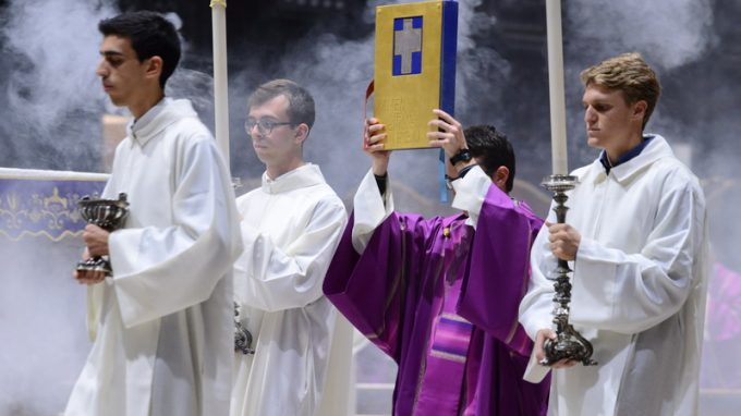 delpini-messa-defunti-2017-c