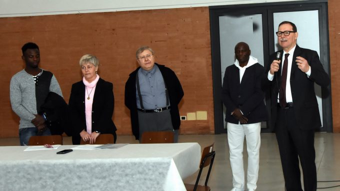 varedo-presentazione-ai-cittadini-nuova-fondazione-famiglia-umana-2