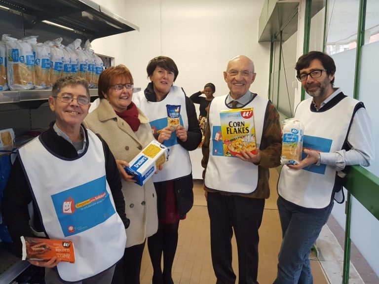 I volontari dell'Emporio