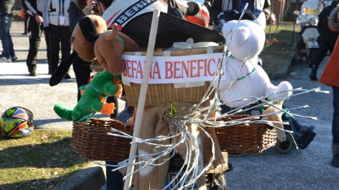 La Befana Benefica motociclistica per la Sacra Famiglia