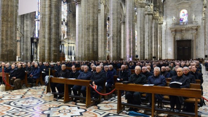 Presbiteri e diaconi, celebrazione penitenziale in Duomo