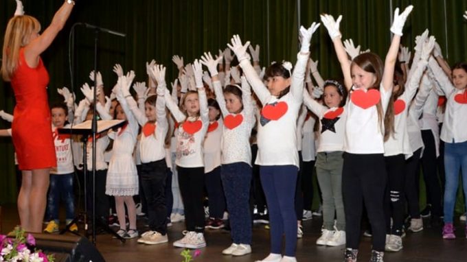 «Mani bianche» per la vita