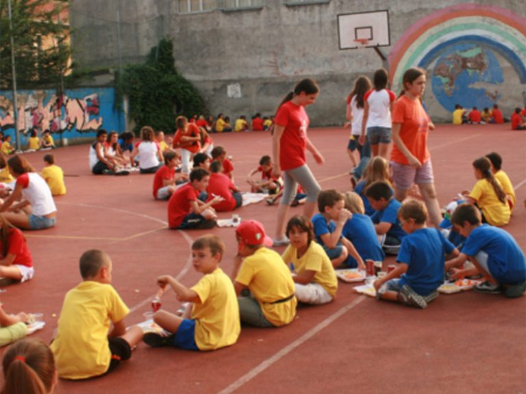 Anche la Fondazione Oratori Milanesi è tra le realtà che ricevono parte dei fondi dell'8 x 1000