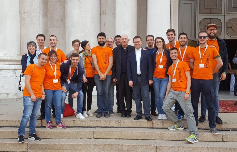 Monsignor Agnesi con don Stefano Guidi