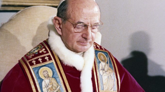 Canonizzazione di Paolo VI, come ritirare i foulards