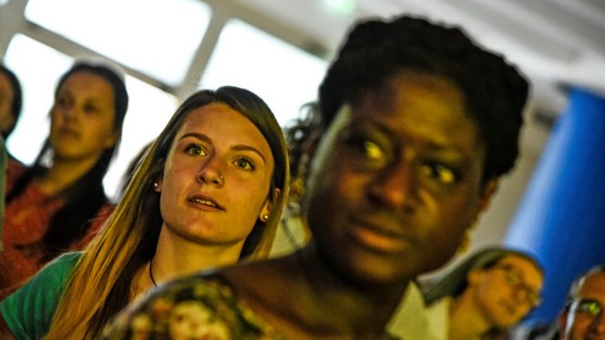 fratello-migrante-664×373