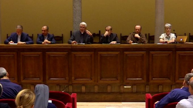Fase finale del Sinodo. I delegati dei Consigli chiamati a proporre eventuali emendamenti al testo 