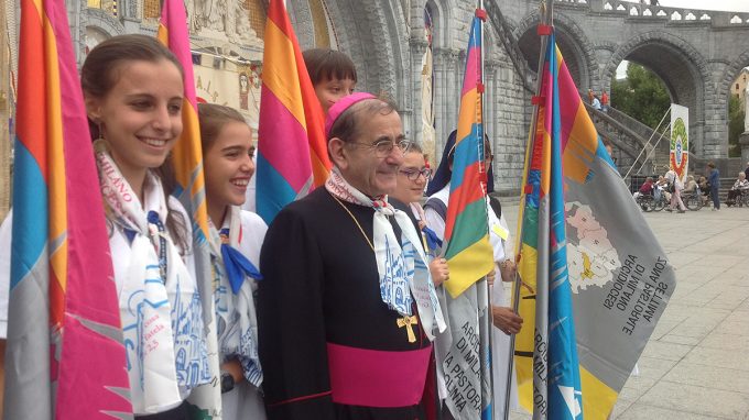 L'Arcivescovo guida a Lourdes 2300 pellegrini ambrosiani