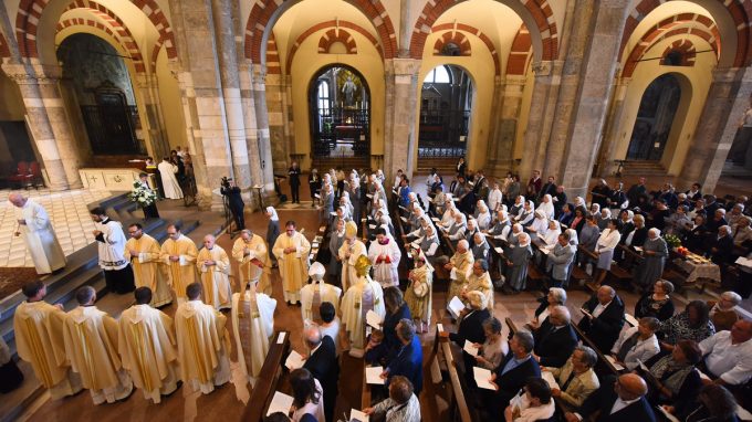 voti-perpetui-laura-barlusconi_2