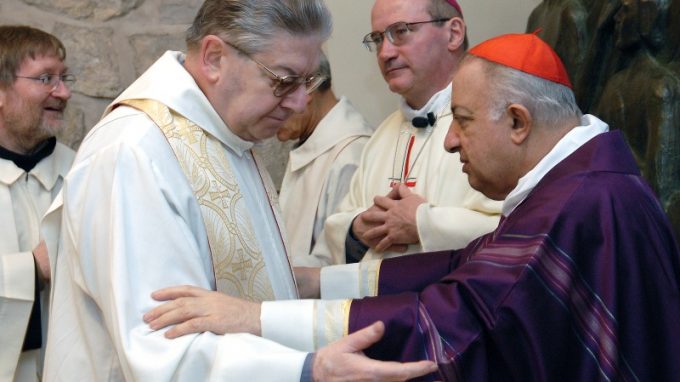 Monsignor Giancarlo Boretti, la preghiera fatta canto