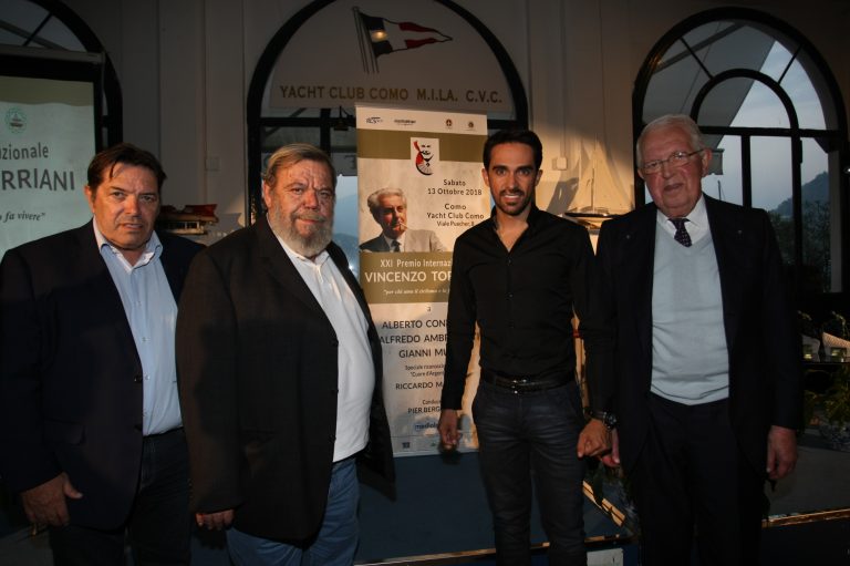 Da sinistra: Riccardo Magrini, Gianni Mura, Alberto Contador e Alfredo Ambrosetti