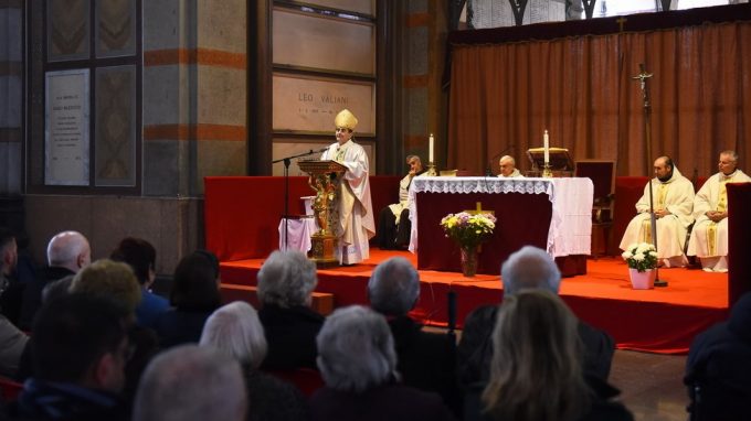 La presenza dei cimiteri può aiutare la città a coltivare la saggezza