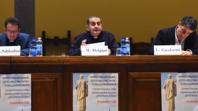 «Resistere all’omologazione, alla paura e al vento che tira»