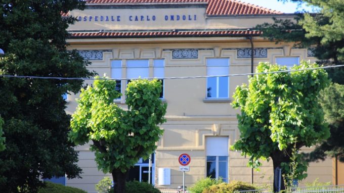 Il Decanato di Sesto Calende prende posizione sulla situazione dell’Ospedale
