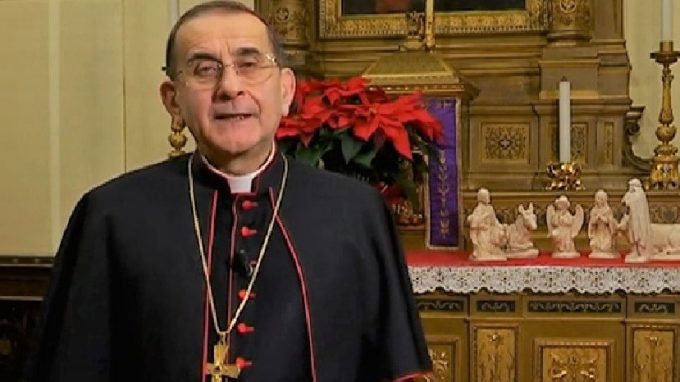 «A Natale risplende la gloria di Dio»