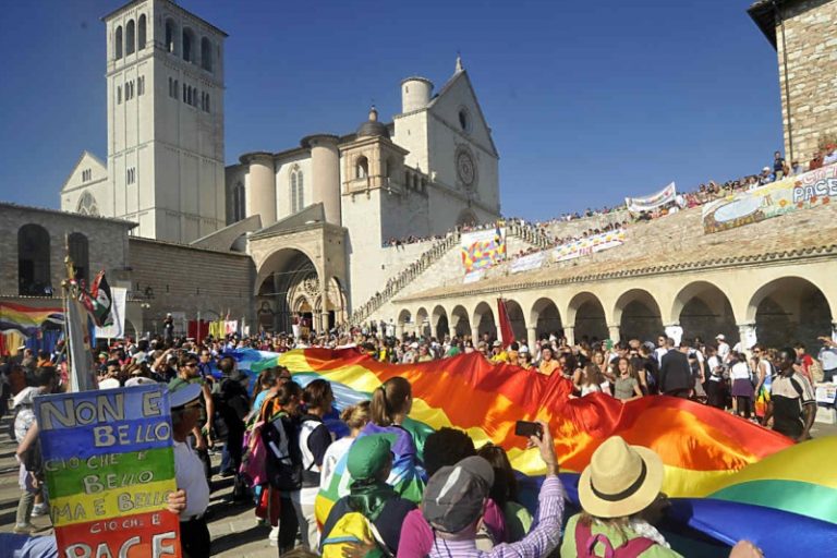 Una Marcia della Pace Perugia - Assisi