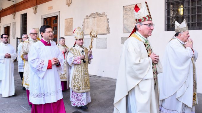 pontificale-sant-ambrogio-e