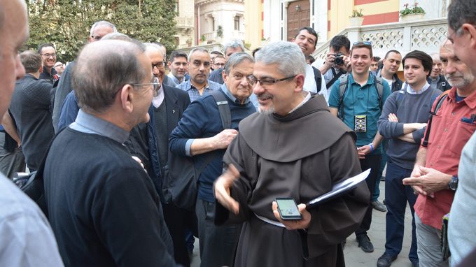 L’Arcivescovo al Cairo: cinque precetti per un buon esercizio del ministero del prete