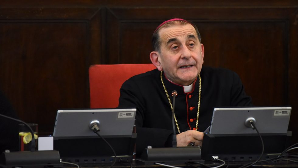 L'Arcivescovo durante l'intervento al Consiglio comunale di Milano nel 2019