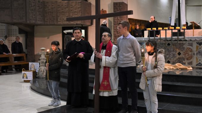 A Oggiono la Via Crucis con l’Arcivescovo