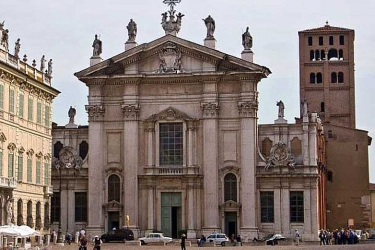 Il Duomo di Mantova