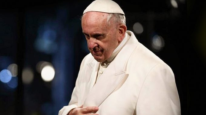Papa Francesco rafforza l'assetto istituzionale e normativo per contrastare gli abusi