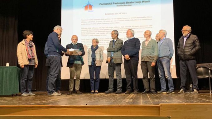 Incontrarsi e ascoltare per costruire insieme la polis