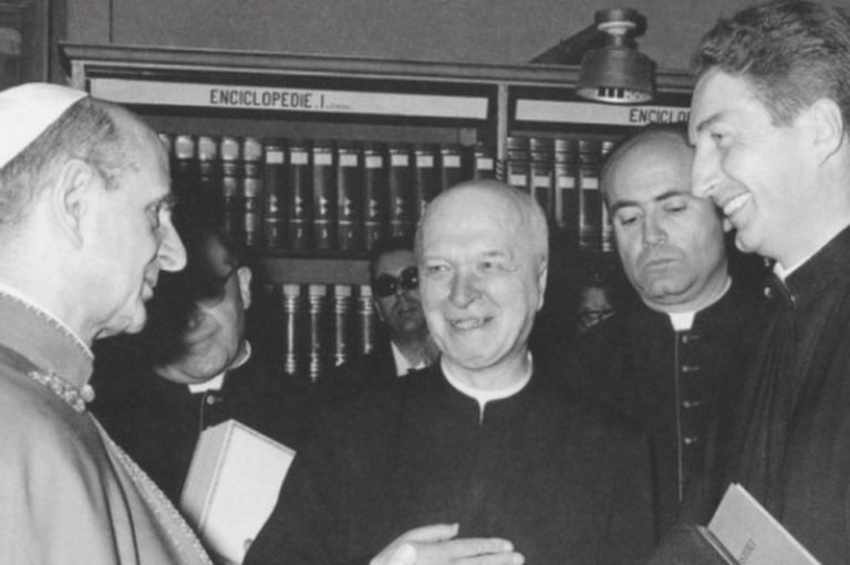 Il giovane padre Martini con Paolo VI