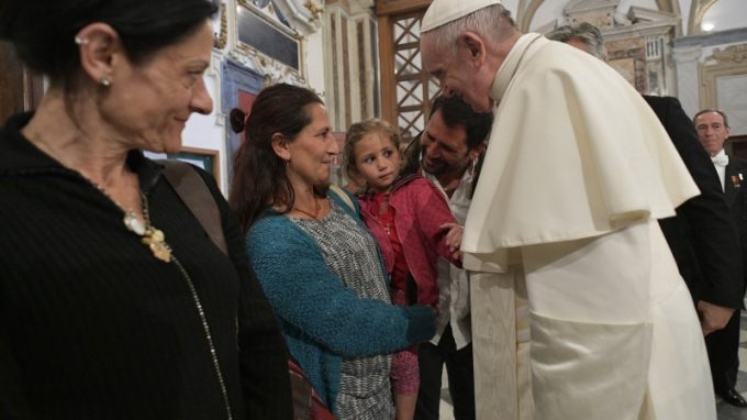 Il Papa a Rom e Sinti, una scommessa di speranza