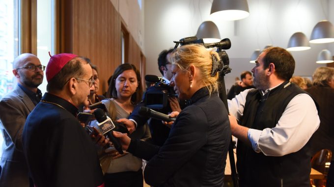 refettorio-ambrosiano-2019-delpini-d