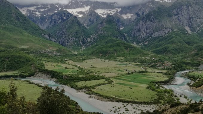 fiume-vjosa-cropped