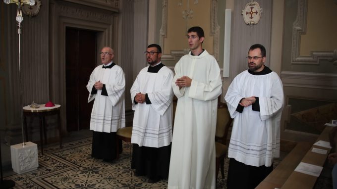 182e961e-54ad-4340-be6d-741856c62d38