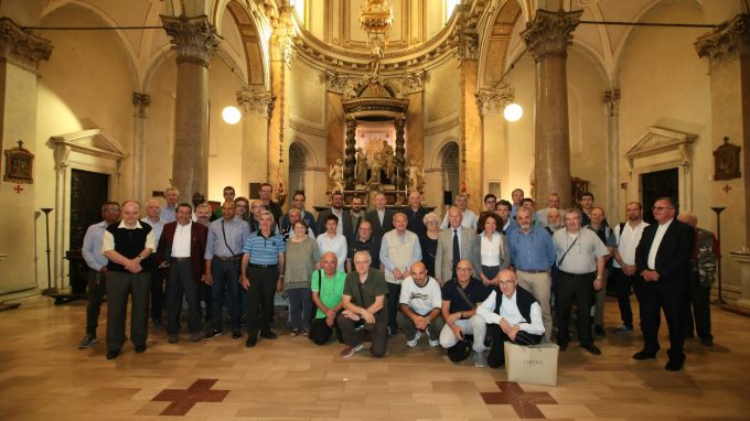 e8bbb9e2-f770-41ee-b77c-a9b2f7c93306