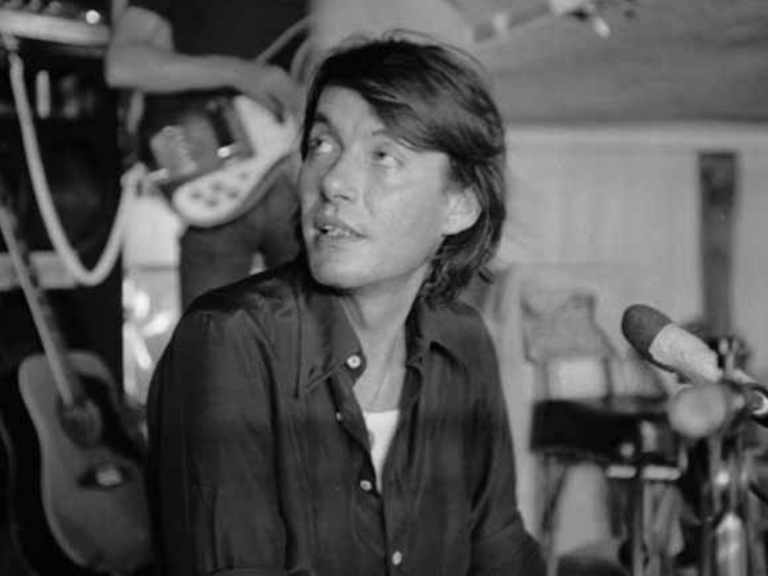 Foto di Ranuccio Bastoni, New Reporter Press, tratta dal sito www.fabriziodeandre.it