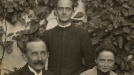 paolo-vi-novembre-1922-con-i-genitori_edited-cropped
