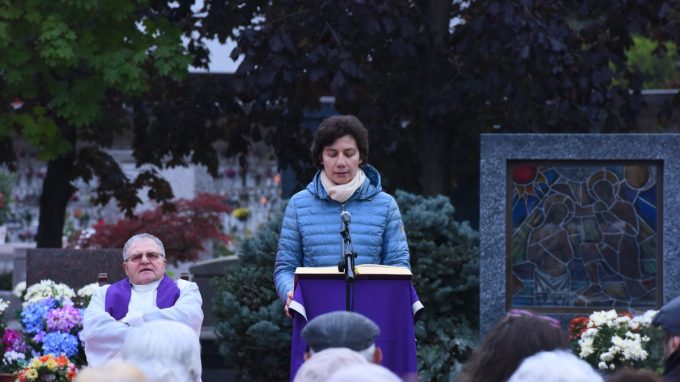 cimitero-greco-messa_adyj