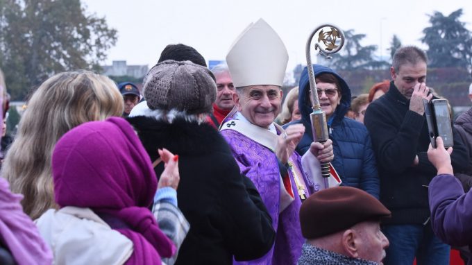 messa-cimitero-greco_adwx